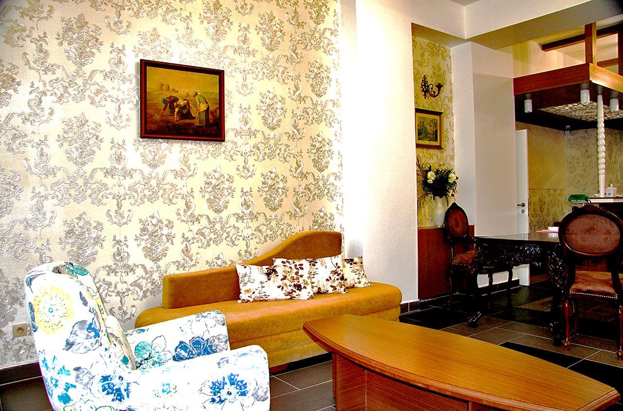 Machelen Fly Inn Hotel Lounge المظهر الخارجي الصورة
